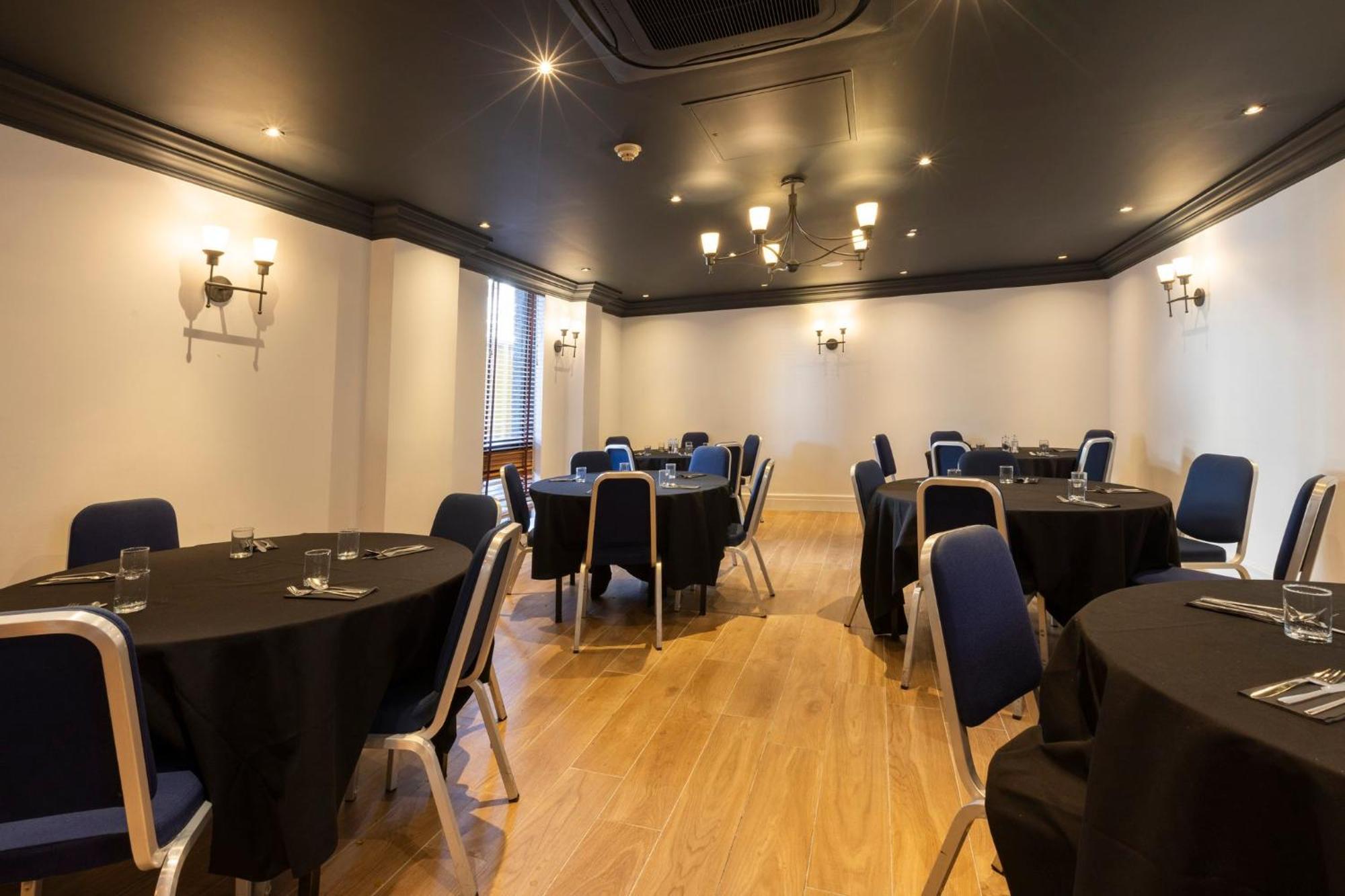 Holiday Inn - Glasgow Airport By Ihg Paisley Eksteriør billede