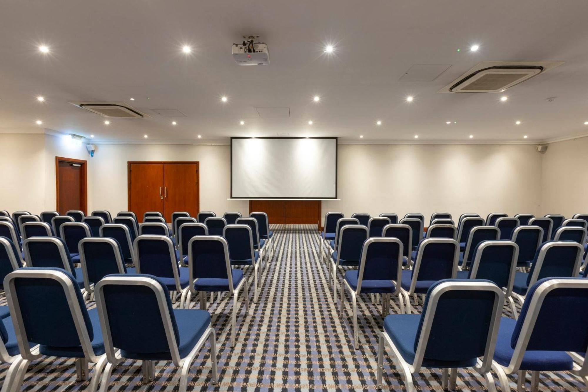 Holiday Inn - Glasgow Airport By Ihg Paisley Eksteriør billede