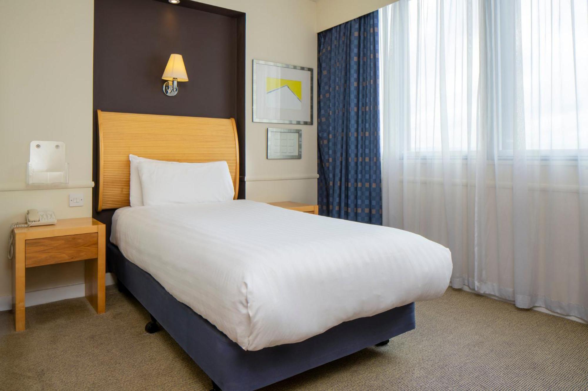Holiday Inn - Glasgow Airport By Ihg Paisley Eksteriør billede